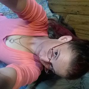 Meet your Posher, Jenabee